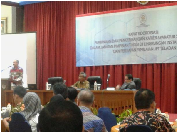 Pemerintah Akan Memilih Tiga JPT Teladan Nasional