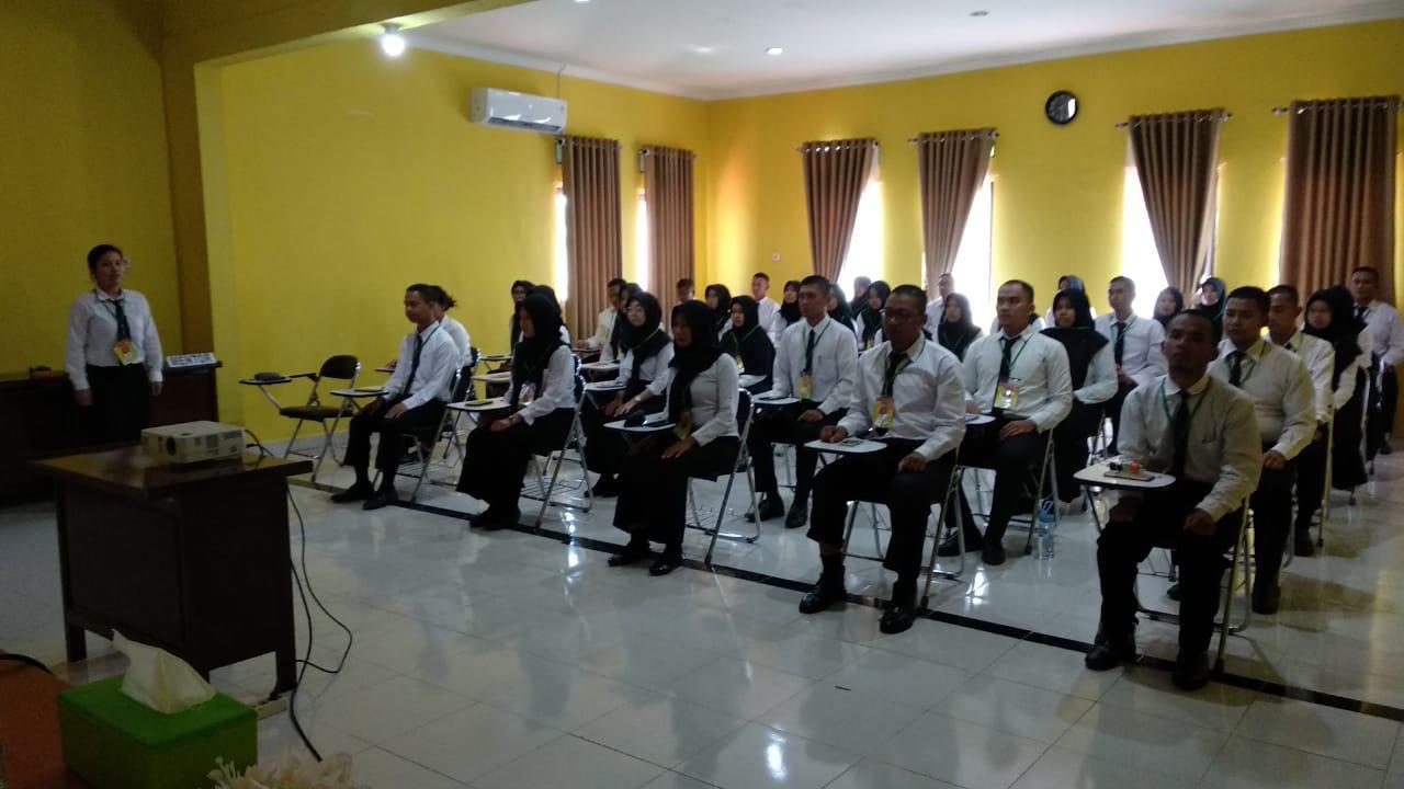 Evaluasi Akademik Lebih Efisien Dengan Penggunaan Gawai