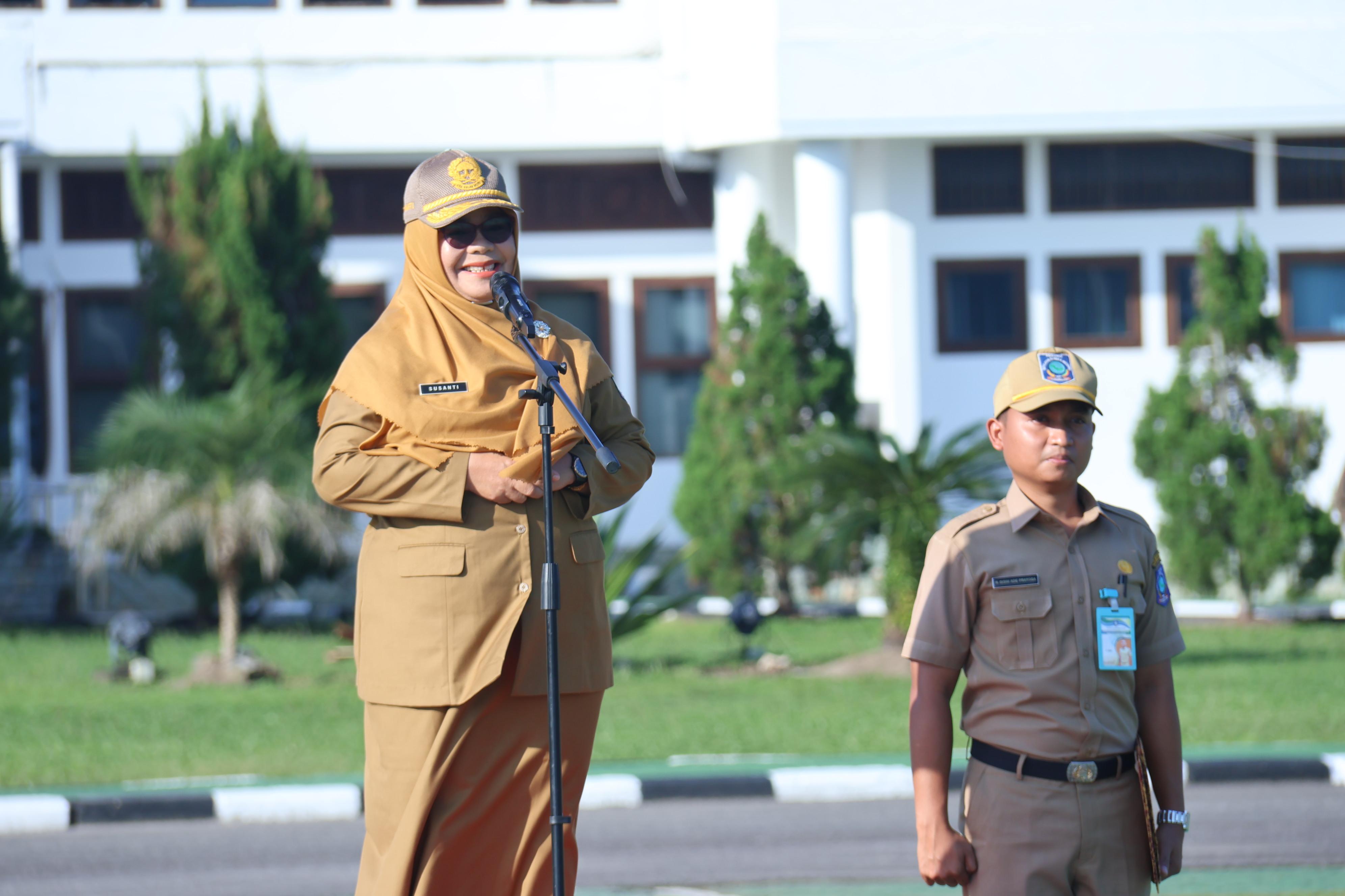 Pimpin Upacara, Kaban Susanti Sampaikan Banyak Kabar Gembira Soal Kepegawaian