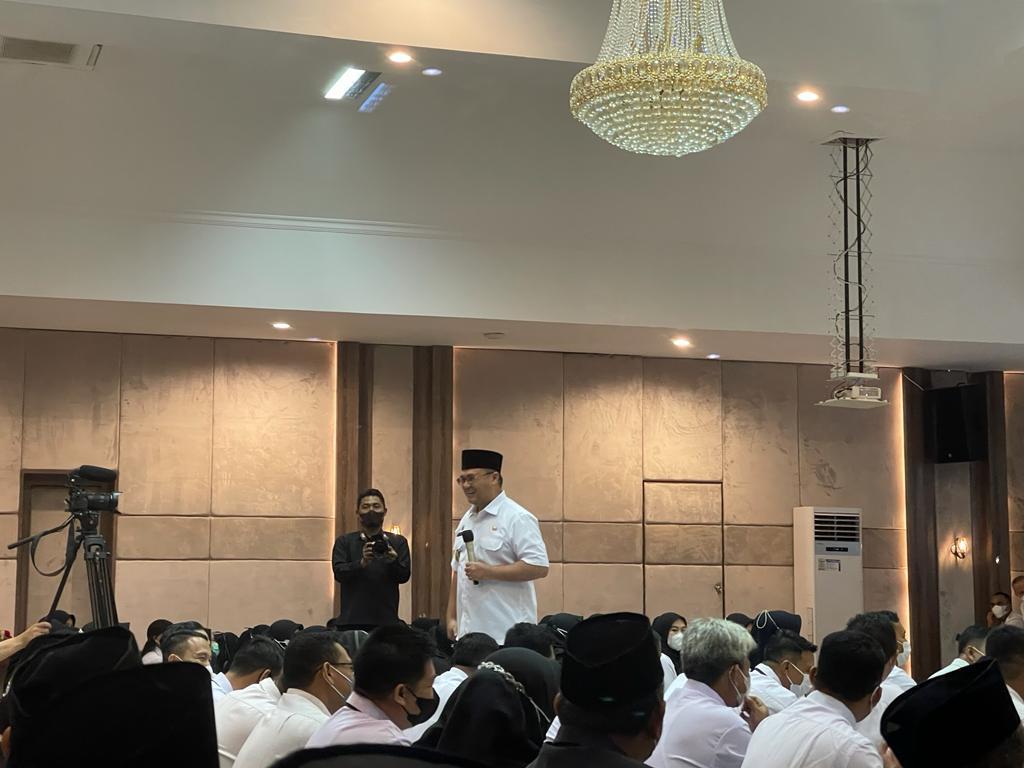 Lantik Tenaga Pendidik, Erzaldi: Perang Terbesar Menyiapkan SDM Unggul