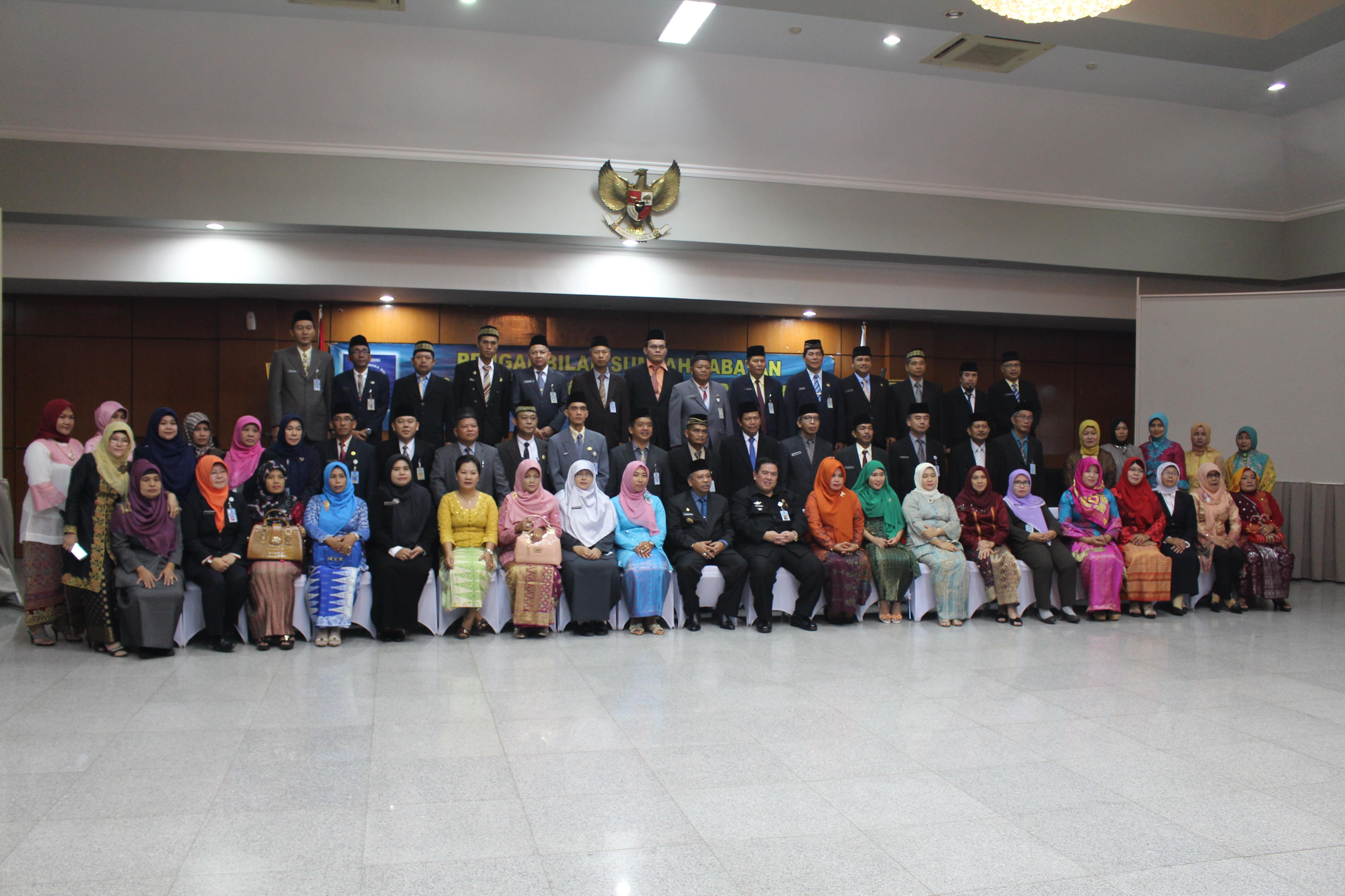 Gubernur Lantik 39 Pejabat Stuktural Eselon III