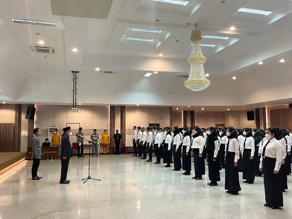 Serahkan 106 SK CPNS, Yunan Helmi Perkenalkan Nilai-nilai BerAKHLAK