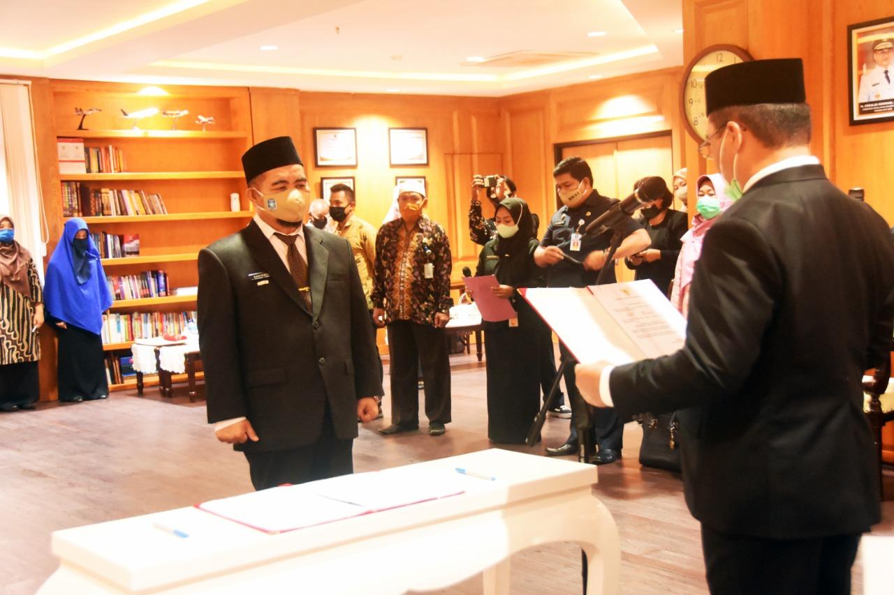 Pengukuhan Pjs. Bupati Bangka Barat, Erzaldi Pesan Sahirman Layani Masyarakat Dengan Tulus