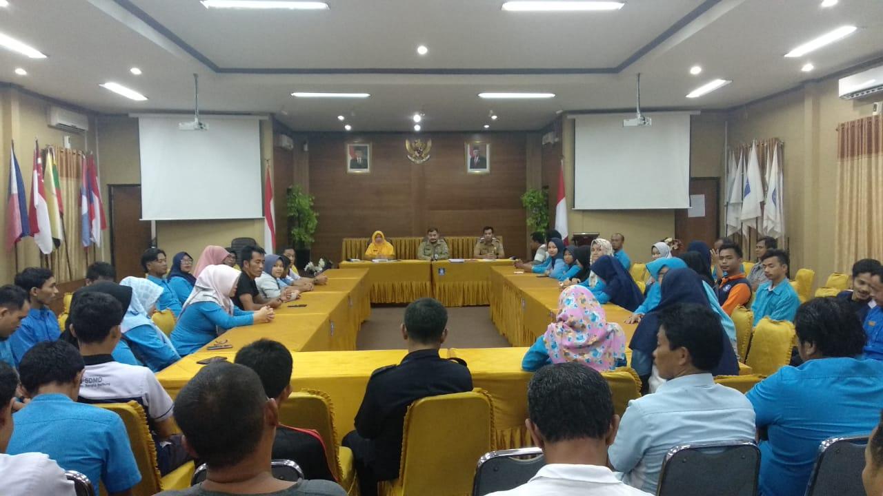 Penandatanganan SPK Pegawai Tenaga Kontrak, Sahirman Beri Motivasi