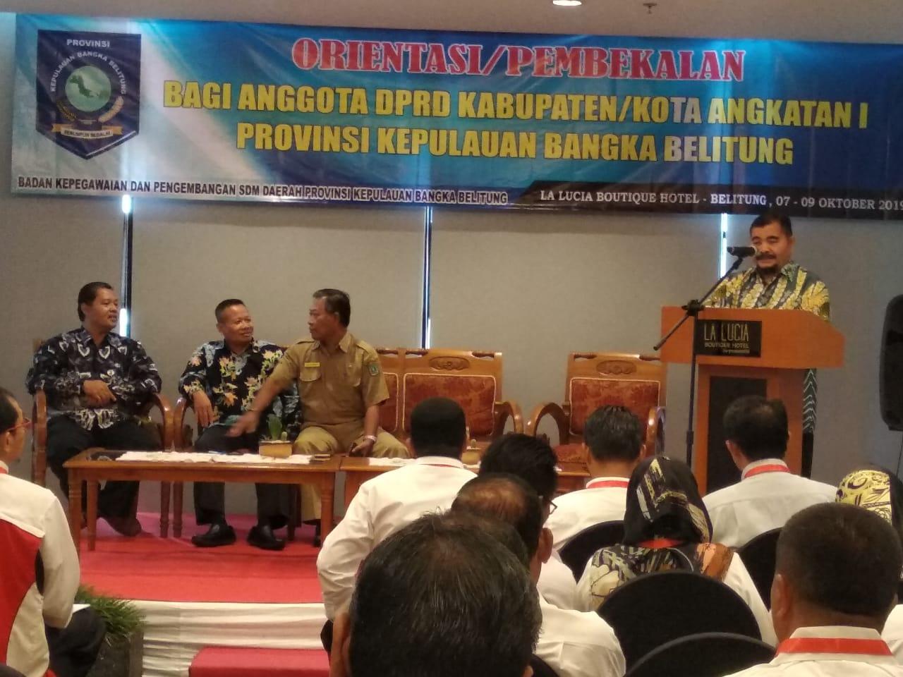 Tingkatkan Semangat Pengabdian, BKPSDMD Babel Gelar Orientasi Bagi Anggota Dewan Se-Babel
