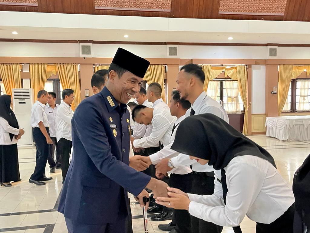 Pelantikan 13 PPPK Hasil Optimalisasi, PJ. Gubernur Suganda: Tuhan Punya Rencana Lain