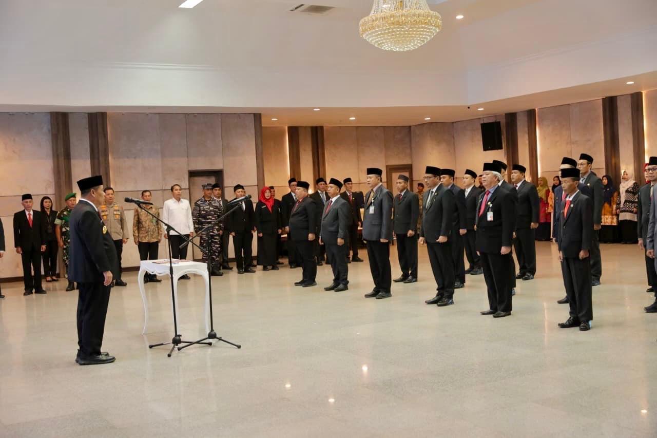 Gubernur Hidayat Arsani Lantik 19 Pejabat Pimpinan Tinggi Pratama