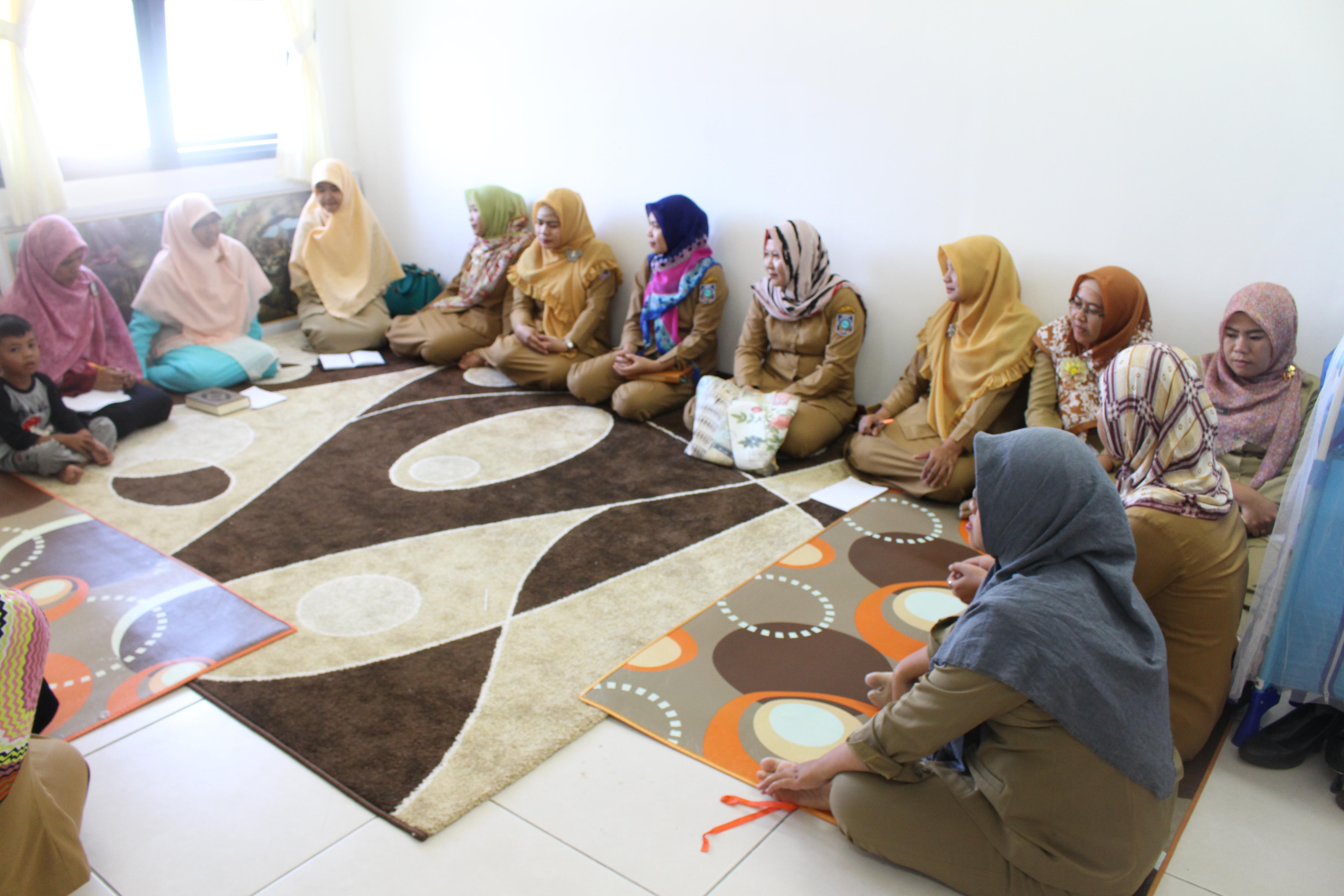 PNS Muslimah BKD Babel Ikuti Kajian Ramadhan